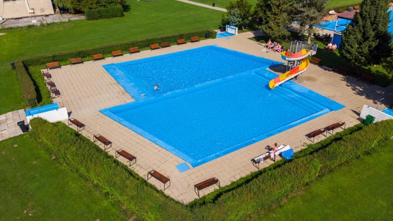 Hotel Preveza Spišská Nová Ves 외부 사진